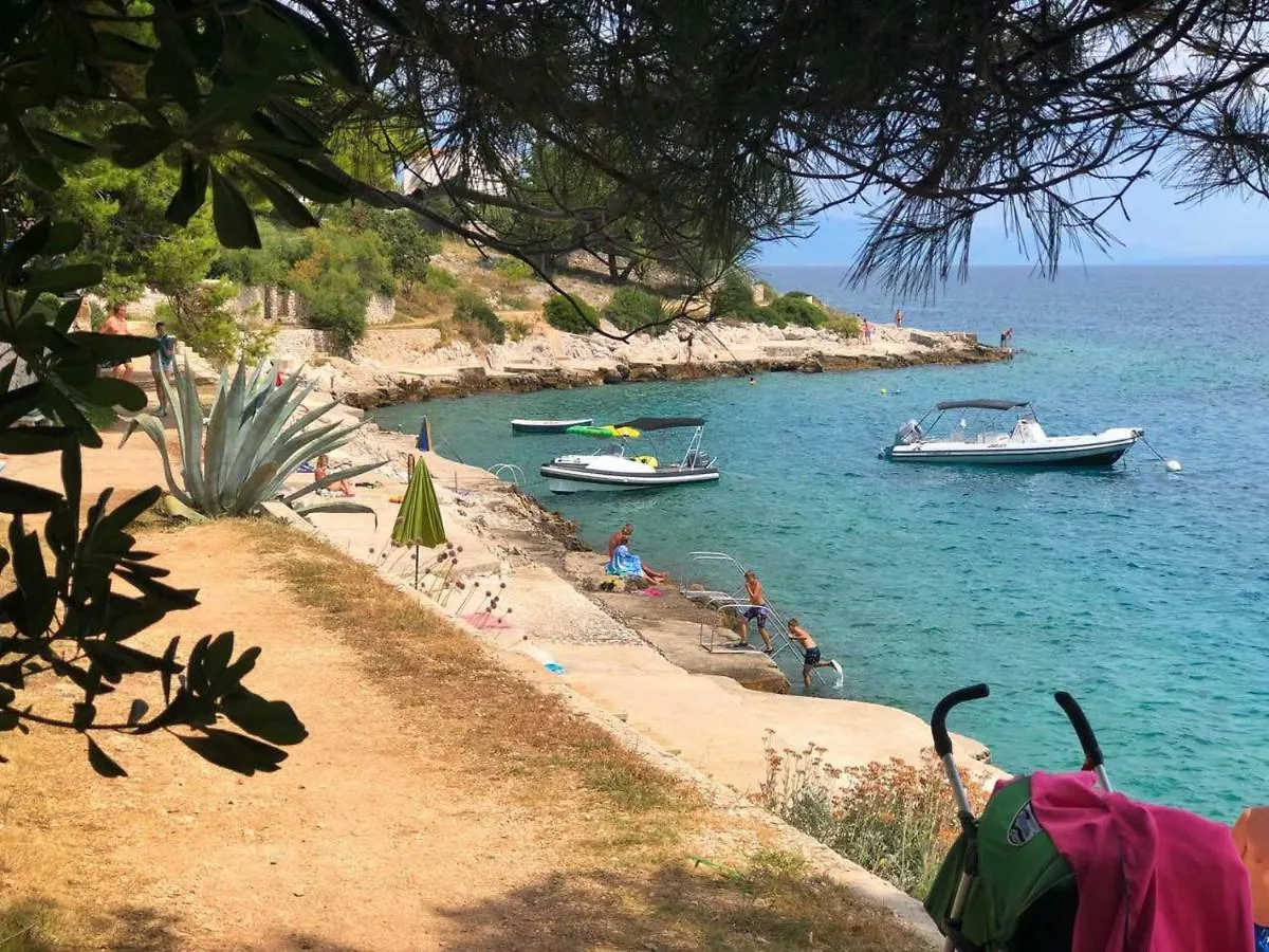 Tandara Apartments Trogir