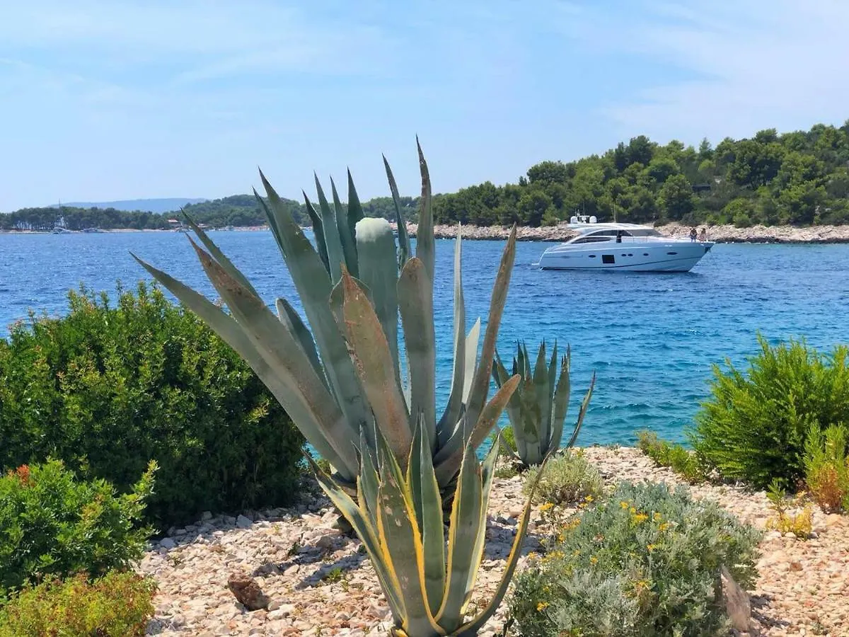 Tandara Apartments Trogir